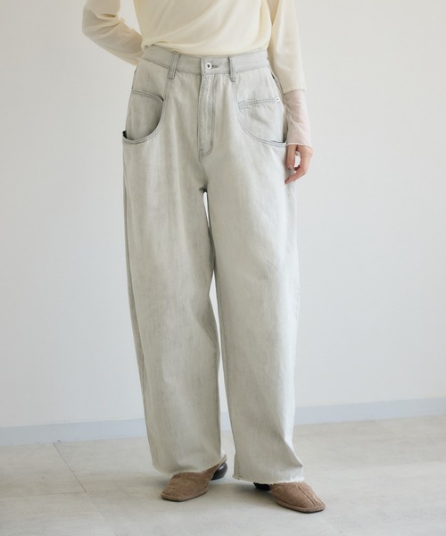 Paradise Picnic(パラダイスピクニック)の「CYAN ドレープPKサイドタックデニム(デニムパンツ・レディース・グレー/ブルー・SMALL/MEDIUM)」の9枚目の写真