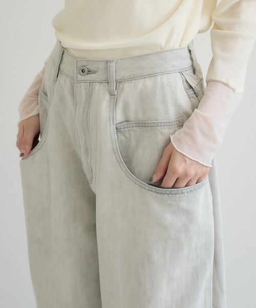 Paradise Picnic(パラダイスピクニック)の「CYAN ドレープPKサイドタックデニム(デニムパンツ・レディース・グレー/ブルー・SMALL/MEDIUM)」の14枚目の写真