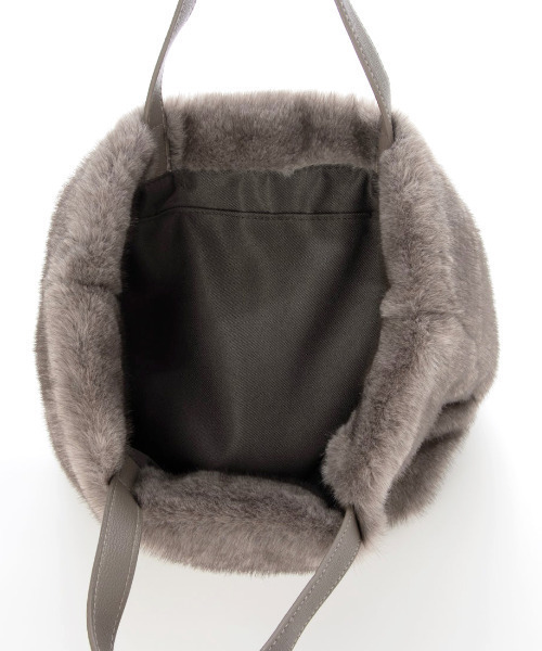 cache cache(カシュ カシュ)の「カシュカシュ cachecache / ミンク風ファーシンプルトート(トートバッグ・レディース・グレー/ベージュ/ライトグレー・FREE)」の13枚目の写真