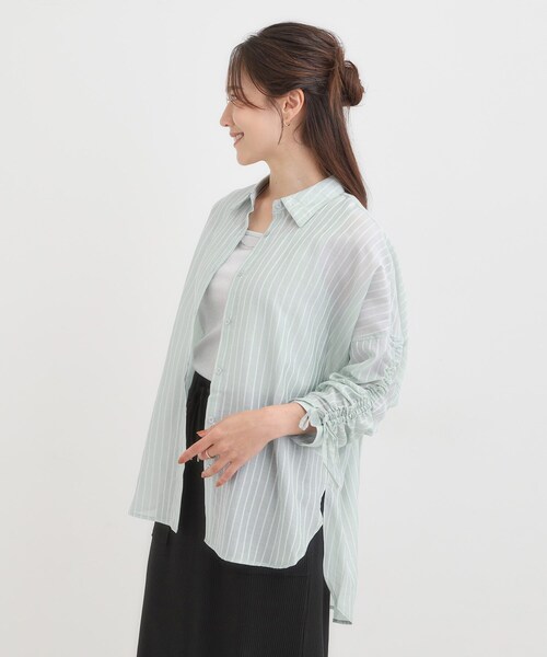 SHOO・LA・RUE(シューラルー)の「【S-LL/ひんやり】程よい透け感 ストライプ柄 お袖ギャザーデザインシャツ(シャツ/ブラウス・レディース・ブルー系7/グリーン系3/ベージュ系その他5・04/03/02/01)」の12枚目の写真