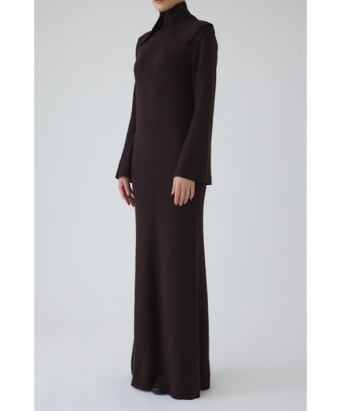 RIM.ARK(リムアーク)の「Long high collar knit dress ロングハイカラーニットドレス(ドレス・レディース・ブラウン/ブラック/チャコールグレー・36/38)」の3枚目の写真