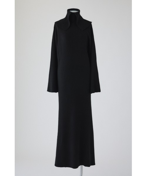 RIM.ARK(リムアーク)の「Long high collar knit dress ロングハイカラーニットドレス(ドレス・レディース・ブラウン/ブラック/チャコールグレー・36/38)」の2枚目の写真