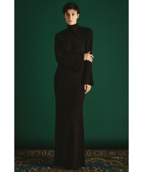 RIM.ARK(リムアーク)の「Long high collar knit dress ロングハイカラーニットドレス(ドレス・レディース・ブラウン/ブラック/チャコールグレー・36/38)」の18枚目の写真
