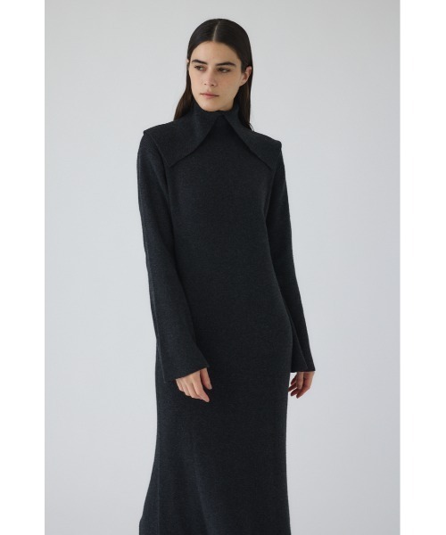 RIM.ARK(リムアーク)の「Long high collar knit dress ロングハイカラーニットドレス(ドレス・レディース・ブラウン/ブラック/チャコールグレー・36/38)」の8枚目の写真