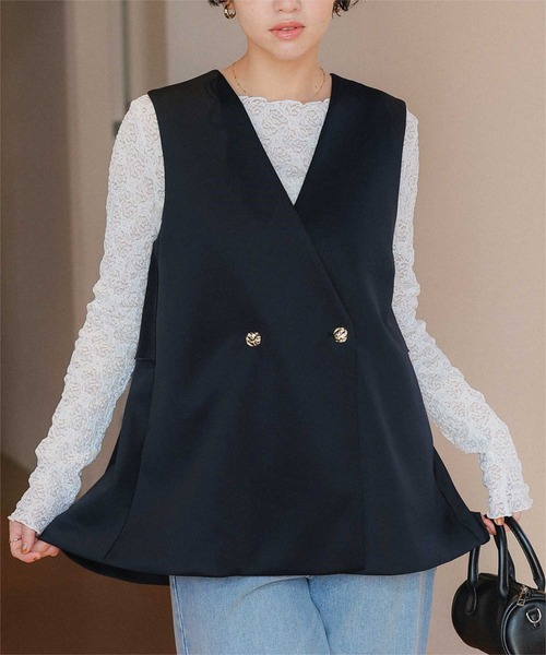 titivate（ティティベイト）の「バックフレアAラインベスト（ベスト・レディース・ブラック/ホワイト系その他/ネイビー・L/M/S）」の17枚目の写真