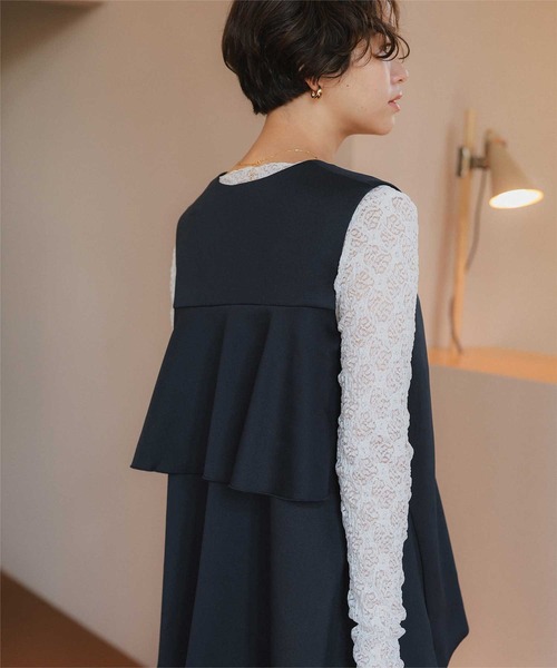 titivate（ティティベイト）の「バックフレアAラインベスト（ベスト・レディース・ブラック/ホワイト系その他/ネイビー・L/M/S）」の21枚目の写真