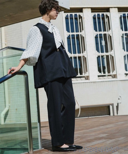 titivate（ティティベイト）の「バックフレアAラインベスト（ベスト・レディース・ブラック/ホワイト系その他/ネイビー・L/M/S）」の16枚目の写真