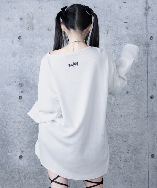 Amilige(アミリージュ)の「ワッフルコウモリプリントトップス(Tシャツ/カットソー・レディース・ブラック/ホワイト・FREE)」の16枚目の写真
