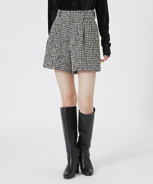 LOVELESS(ラブレス)の「ツイードタックショートパンツ(その他パンツ・レディース・チャコールグレー・34/36)」の2枚目の写真