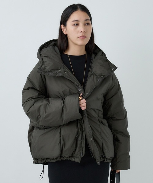 Chaos（カオス）の「Chaos(カオス)/  ◇REMI RELIEF◇ 別注ショートダウン（ダウンジャケット/コート・レディース・モカ/カーキ/グレー系その他・FREE）」の19枚目の写真