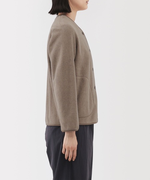 無印良品(ムジルシリョウヒン)の「婦人 素材に還るフリースカーディガン(カーディガン/ボレロ・レディース・オートミール/カーキ系/グレー/ブラック/スモークピンク/ブラウン系・S/M/L/XL)」の14枚目の写真