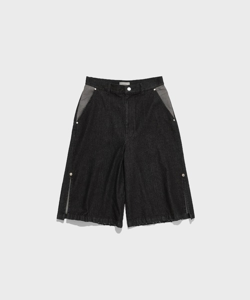 CONZ(コンズ)の「PANEL HALF PANTS(デニムパンツ・レディース・オフホワイト/ブラック・2/1)」の1枚目の写真