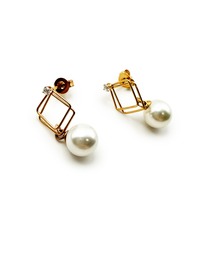 KISHOKACHI 希少価値 パールドロップスクエアキャッチステンレスピアス