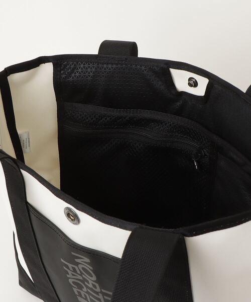 THE NORTH FACE(ザノースフェイス)の「ザ ノース フェイス THE NORTH FACE BC Standard Tote BCスタンダードトート(トートバッグ・レディース・その他・ONE SIZE)」の4枚目の写真