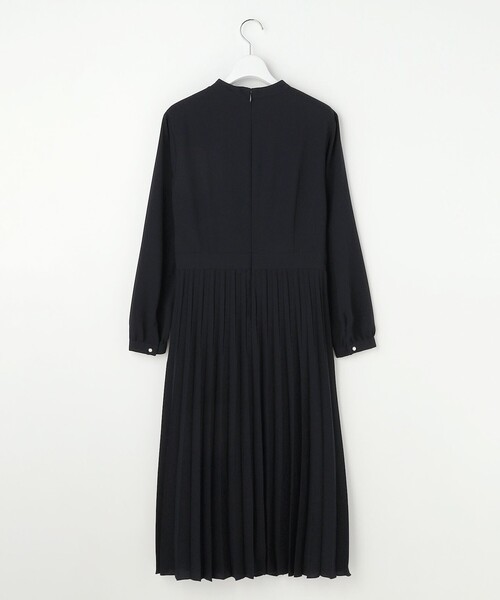 J.PRESS(ジェイプレス)の「ノルディス2wayジョーゼット プリーツ ワンピース(ワンピース・レディース・ネイビー系・11/9)」の10枚目の写真