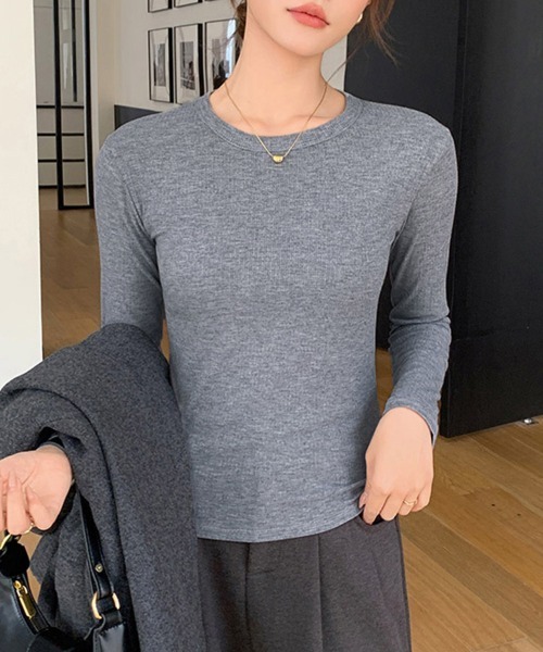ONEP STAR(ワンピスター)の「リブ編み×ラウンドネックニットトップス(ニット/セーター・レディース・ブラック/ベージュ/グレー/オフホワイト/ブルー/チョコ・MEDIUM/X-LARGE/LARGE)」の16枚目の写真
