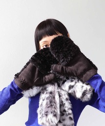 Three Four Time（スリーフォータイム）の「ブライトボアミトン（手袋）」