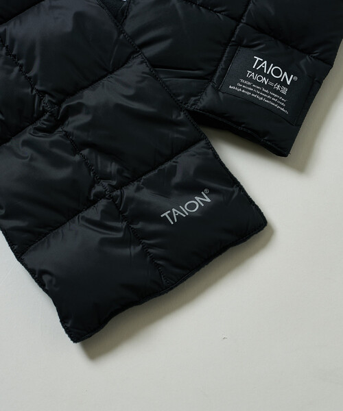 PUBLUX(パブリュクス)の「TAION/タイオン BASIC DOWN SCARF 限定展開/ベーシック ダウン スカーフ マフラー(マフラー・レディース・オフホワイト/ブラック・ONE SIZE)」の17枚目の写真