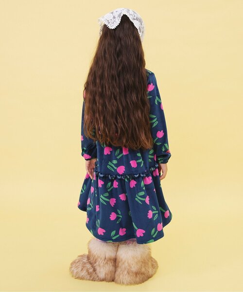 BREEZE（ブリーズ）の「【WEB限定/ジュニア対応】レトロ総柄ベロアワンピース（ワンピース・キッズ・イエロー/ネイビー/オフホワイト・100/120/110/90/140/130）」の6枚目の写真