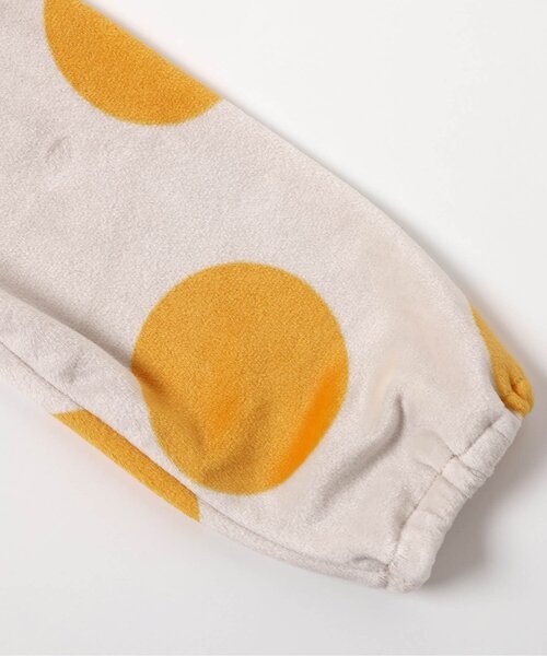 BREEZE（ブリーズ）の「【WEB限定/ジュニア対応】レトロ総柄ベロアワンピース（ワンピース・キッズ・イエロー/ネイビー/オフホワイト・100/120/110/90/140/130）」の13枚目の写真