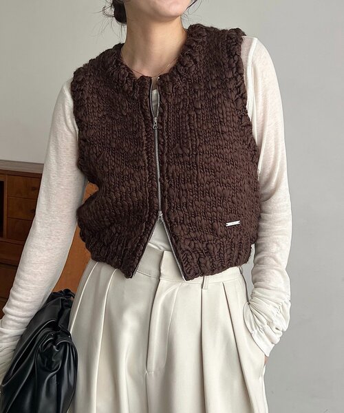 CAPRICIEUX LE'MAGE（カプリシューレマージュ）の「ハンドニットベスト