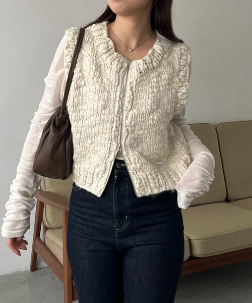 CAPRICIEUX LE'MAGE（カプリシューレマージュ）の「ハンドニットベスト（ニット/セーター・レディース・ブラック/ブラウン/ホワイト系その他・FREE）」の21枚目の写真