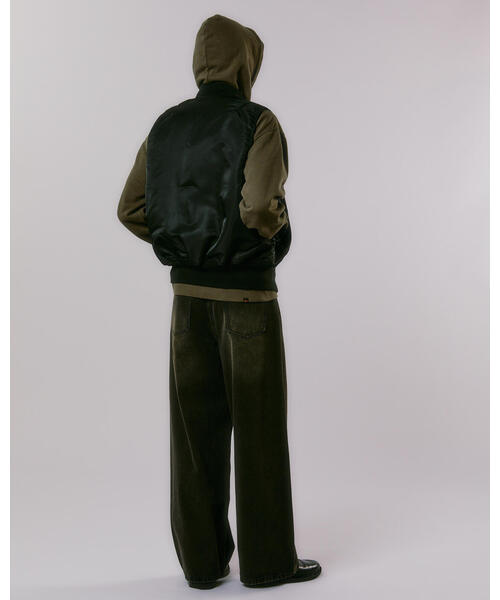 Alpha Industries(アルファインダストリーズ)の「Alpha Industries/アルファ インダストリーズ/MA-1 FLIGHT VEST/エムエーワン フライトベスト(MA-1・メンズ・グレー系その他3/グレー系その他6/ブラック・L/M/S/XL/XS)」の17枚目の写真