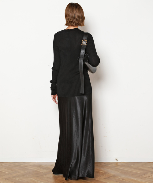 AP STUDIO（エーピーストゥディオ）の「ウールシルクワイドリブニット（ニット/セーター・レディース・チャコールグレー/ブラック/チョコ・FREE）」の16枚目の写真