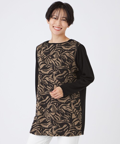 EVEX by KRIZIA(エヴェックスバイクリツィア)の「【ウォッシャブル】タイガープリントバイカラーチュニックカットソー(Tシャツ/カットソー・レディース・グレー系その他/ブラック/レッド系その他3・40)」の2枚目の写真