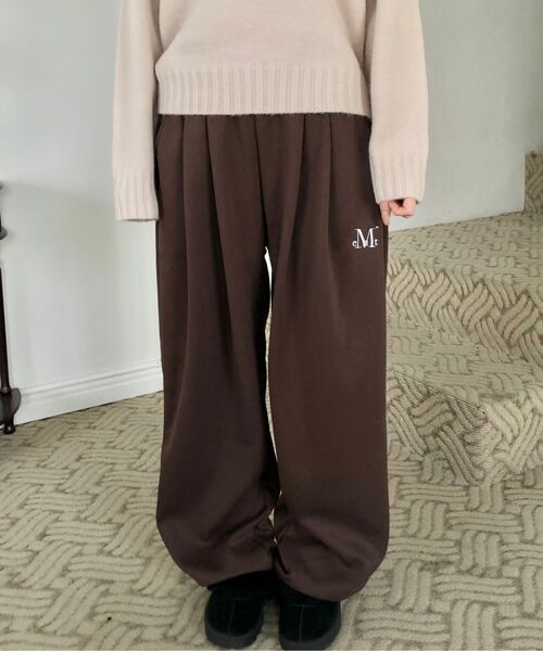 MUCENT(ムセント)の「シウッド6ピンタックワイドスウェットパンツ 男女共用 (4カラー)(スウェットパンツ・レディース・ブラウン/ホワイト/ブラック/グレー・FREE/1)」の13枚目の写真