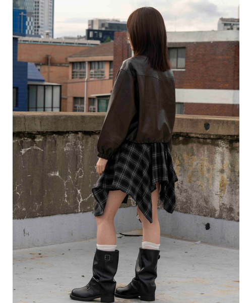 THE GREEN LAB（ザグリーンラボ）の「フェイクレザー ハイネック ジッパーディテールジャケット [ブラウン]（ライダースジャケット・レディース・その他・FREE）」の4枚目の写真