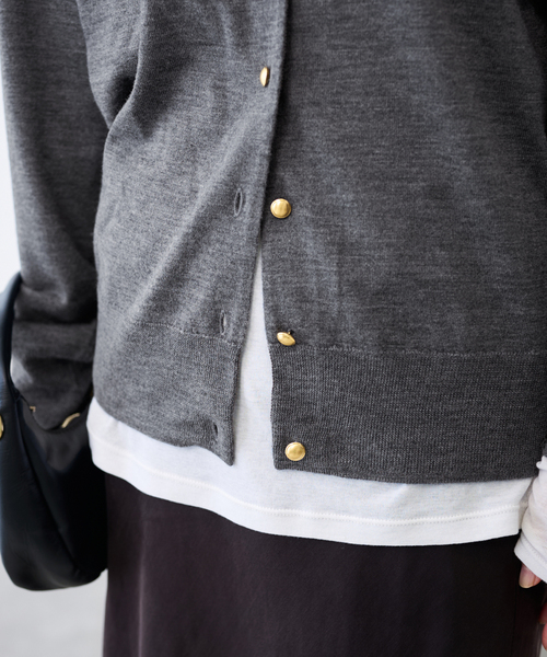 FRAMeWORK（フレームワーク）の「≪追加≫イタリアヤーン basic クルーカーディガン 2（カーディガン/ボレロ・レディース・ネイビー/ブルー/チャコールグレー/ホワイト・FREE）」の12枚目の写真