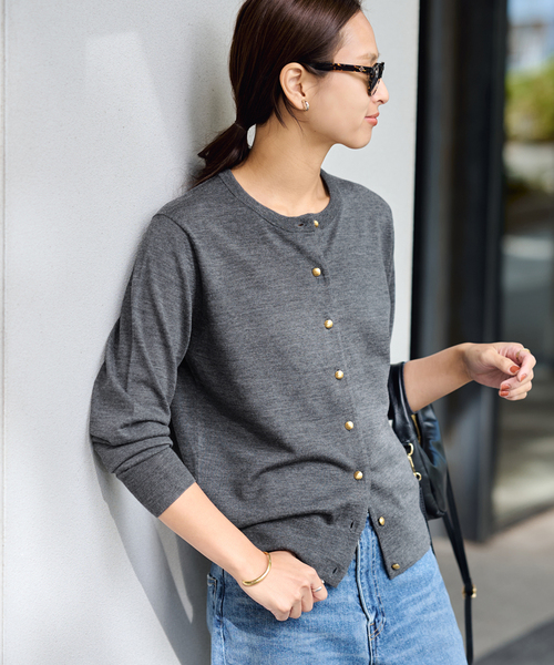 FRAMeWORK（フレームワーク）の「≪追加≫イタリアヤーン basic クルーカーディガン 2（カーディガン/ボレロ・レディース・ネイビー/ブルー/チャコールグレー/ホワイト・FREE）」の17枚目の写真