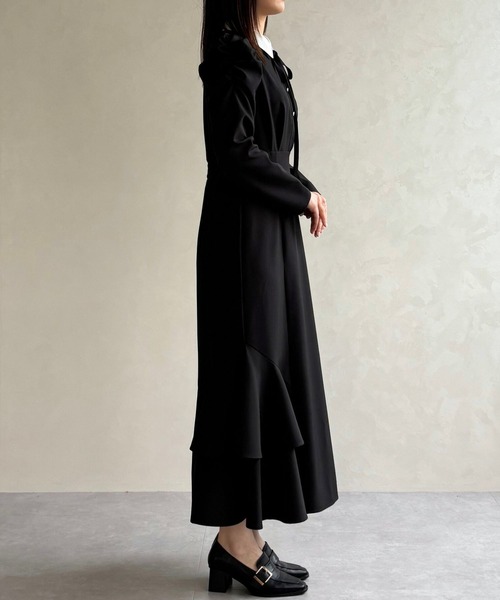 31 Sons de mode(トランテアン ソン ドゥ モード)の「2026春夏新作 襟付きマーメイドワンピース(ワンピース・レディース・チャコールグレー/ブラック・S/M)」の9枚目の写真