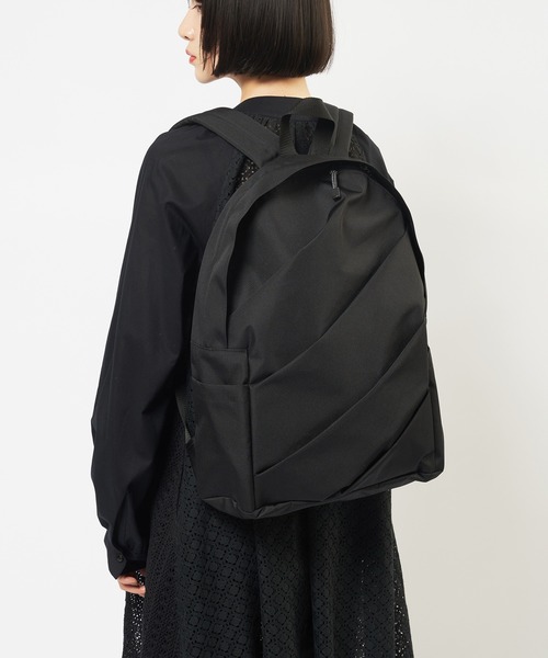 gomme（ゴム）の「タックリュック（バックパック/リュック・レディース・カーキ/ブラック・FREE）」の2枚目の写真