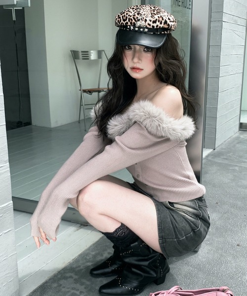 VEILA（ヴェイラ）の「ファーオフショルダーリブニットトップス（ニット/セーター・レディース・グレー・フリー）」の14枚目の写真