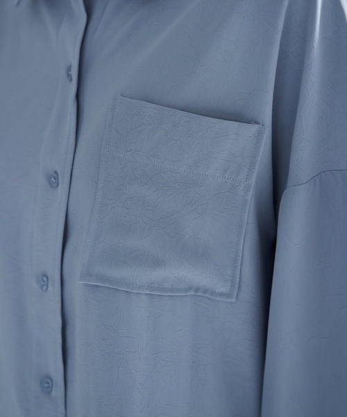 STYLE DELI(スタイルデリ)の「シワFREEスルスル袖リブシャツ(シャツ/ブラウス・レディース・オフホワイト/ライトブルー/ブラウン・FREE)」の7枚目の写真