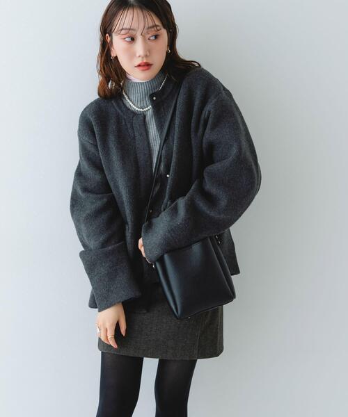 RODE SKO（ロデスコ）の「フロントポケットタテナガショルダーバッグ（ショルダーバッグ・レディース・ブラック/ベージュ/ホワイト/グレー・ONE）」の8枚目の写真