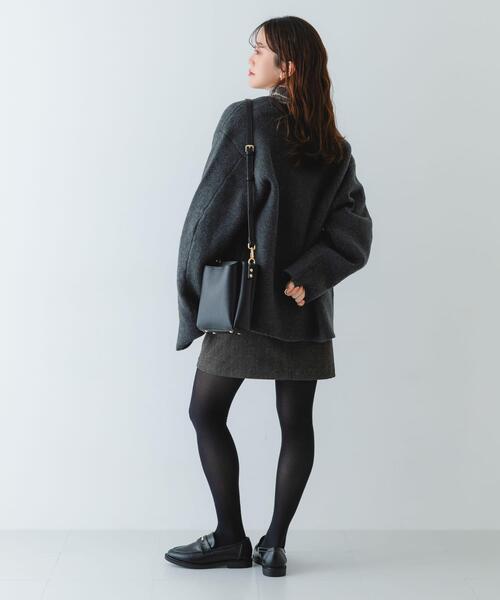 RODE SKO（ロデスコ）の「フロントポケットタテナガショルダーバッグ（ショルダーバッグ・レディース・ブラック/ベージュ/ホワイト/グレー・ONE）」の11枚目の写真