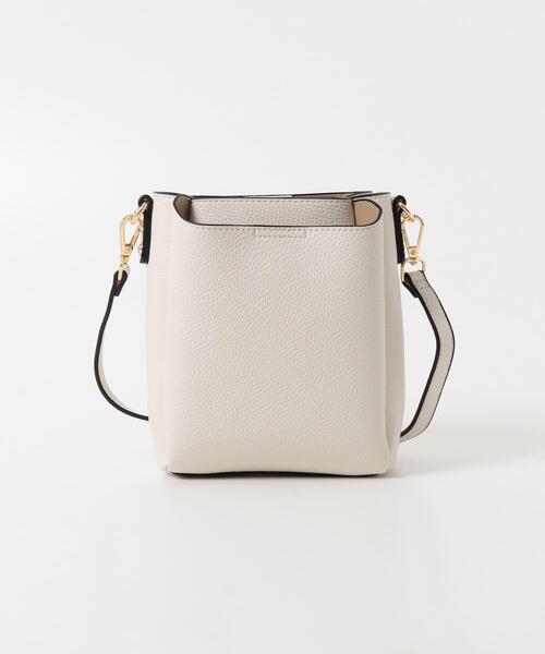 RODE SKO（ロデスコ）の「フロントポケットタテナガショルダーバッグ（ショルダーバッグ・レディース・ブラック/ベージュ/ホワイト・ONE）」の5枚目の写真