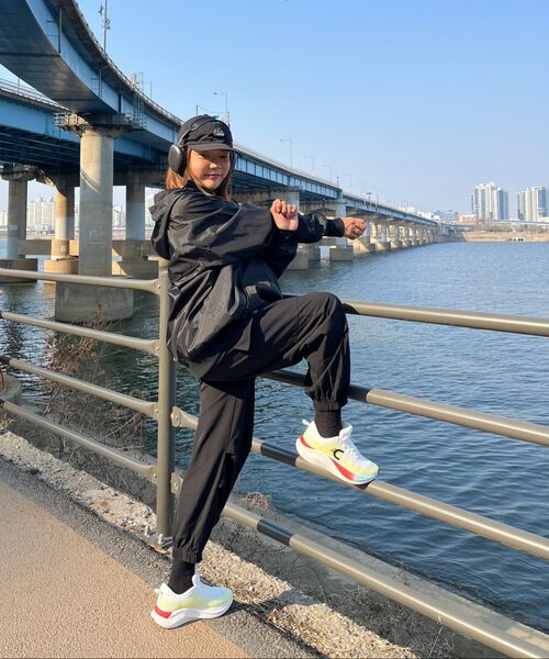 Chubasco(チュバスコ)の「レボニクス カーボンバランスA ランニングシューズ CB10 イエロー/ピンク/ブルー(その他シューズ・レディース・その他・23cm/23.5cm/24cm/24.5cm/25cm/25.5cm/26.5cm/27cm/27.5cm/28.5cm)」の5枚目の写真