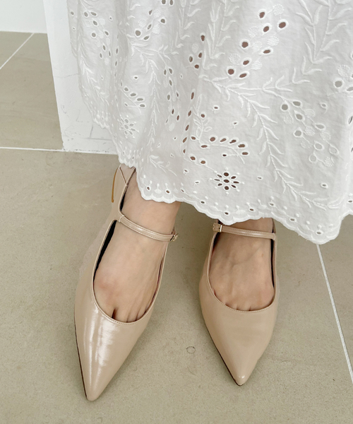 LE TALON（ルタロン）の「《追加》ポインテッドワンストラップフラット（その他シューズ・レディース・シルバー/ベージュ/レッド・22.5cm/22cm/21.5/26cm/25.5cm/25cm/24.5cm/24cm/23.5cm/23cm）」の17枚目の写真