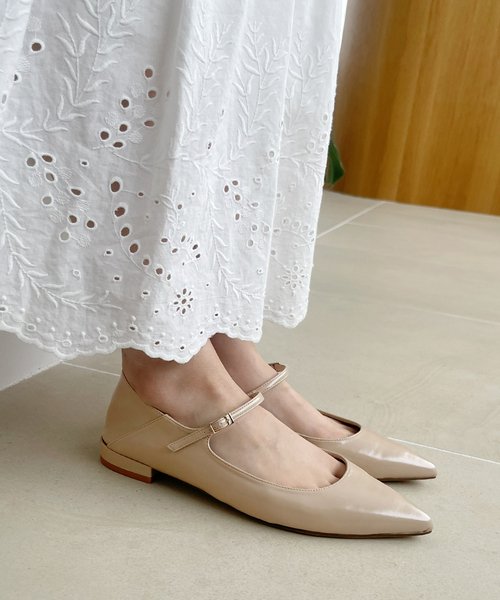 LE TALON（ルタロン）の「《追加》ポインテッドワンストラップフラット（その他シューズ・レディース・シルバー/ベージュ/レッド・22.5cm/22cm/21.5/26cm/25.5cm/25cm/24.5cm/24cm/23.5cm/23cm）」の18枚目の写真