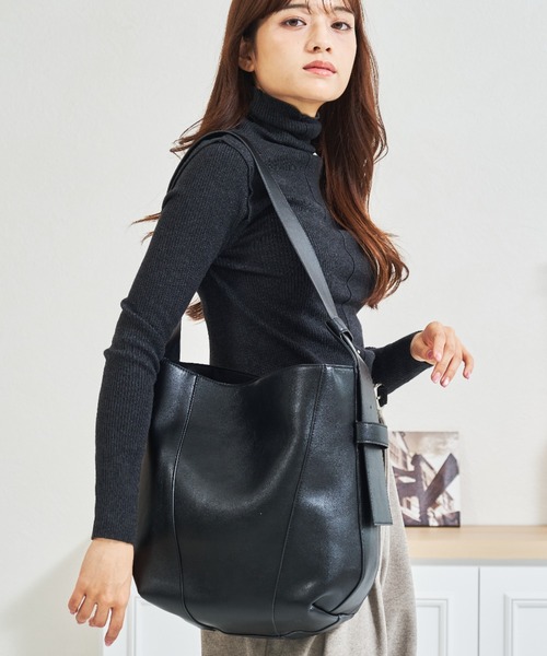 MISCH MASCH（ミッシュマッシュ）の「一部店舗限定 ワンハンドルバケツトートバッグ（トートバッグ・レディース・ブラウン/ブラック・ﾌﾘ-）」の12枚目の写真