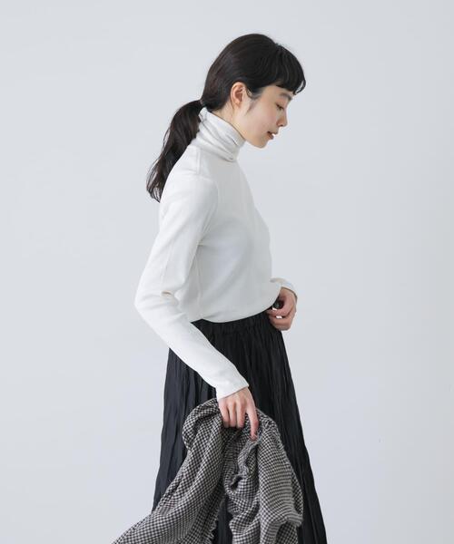 かぐれ（カグレ）の「コットンウールテレコタートルカットソー（Tシャツ/カットソー・レディース・ブラック/オフホワイト・FREE）」の5枚目の写真