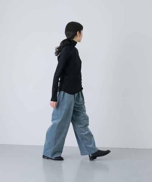 かぐれ（カグレ）の「コットンウールテレコタートルカットソー（Tシャツ/カットソー・レディース・ブラック/オフホワイト・FREE）」の15枚目の写真