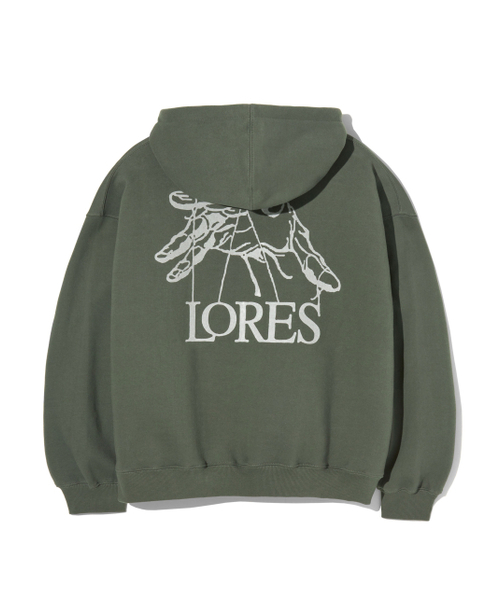 LORES(ロアス)の「Puppet Logo Pullover Hoodie - Olive(パーカー・レディース・その他・M/L/XL)」の2枚目の写真