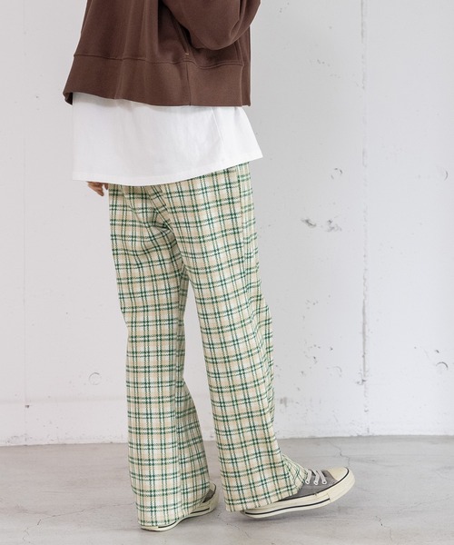 POU DOU DOU（プードゥドゥ）の「カットソージャガード裾フレアパンツ（その他パンツ・レディース・グリーン/ダークグレー/ネイビー・3）」の22枚目の写真