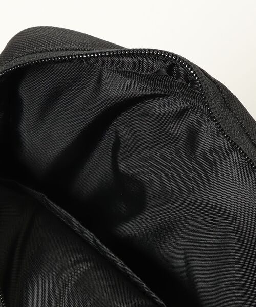 NEW ERA（ニューエラ）の「NEW ERA/ニューエラ スクエアショルダーポーチ 1.5L ちいかわ / ちいかわ・ハチワレ・うさぎ ブラック 14864480（ショルダーバッグ・メンズ・ブラック・FREE）」の15枚目の写真