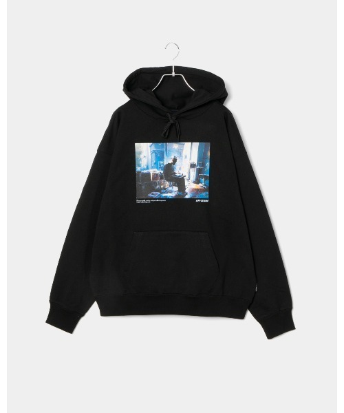 APPLEBUM(アップルバム)の「“Drop the Needle” Hoodie(パーカー・メンズ・ブラック・XX-LARGE/X-LARGE/LARGE/MEDIUM)」の1枚目の写真